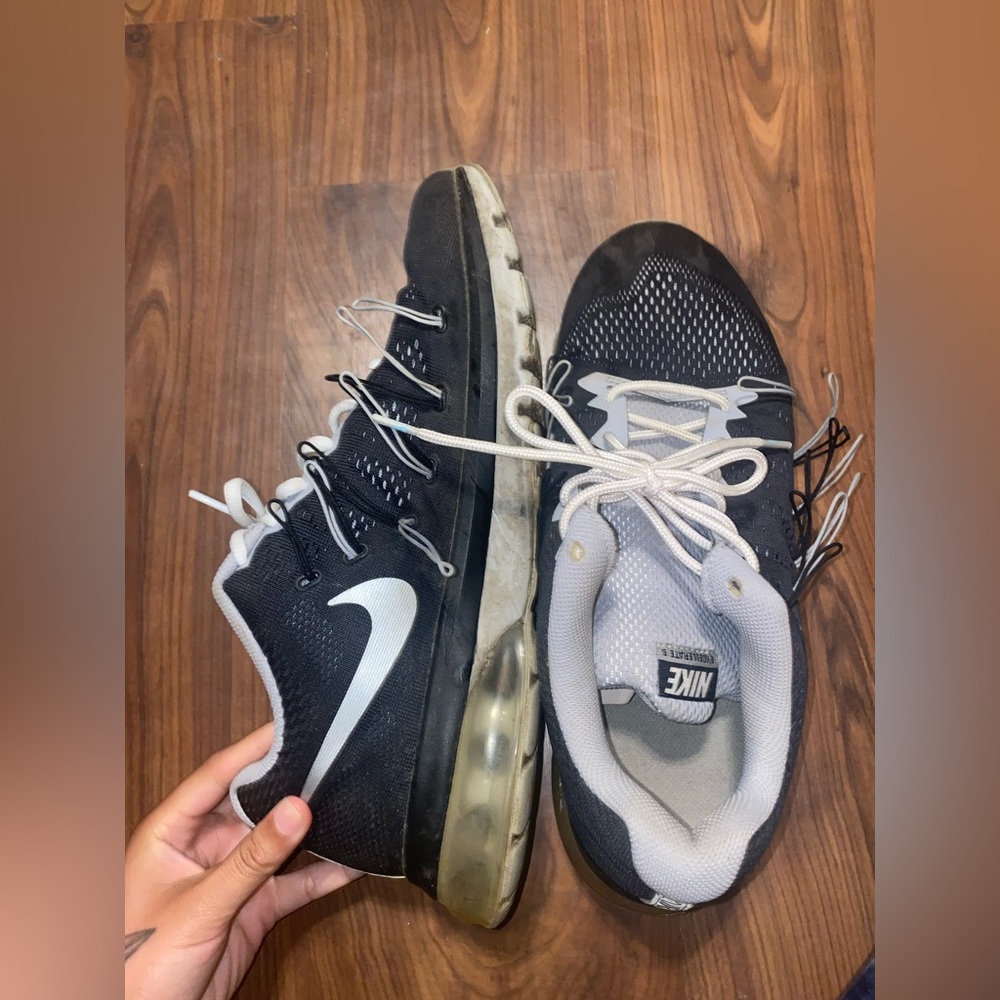 Nike Men’s Sneaker